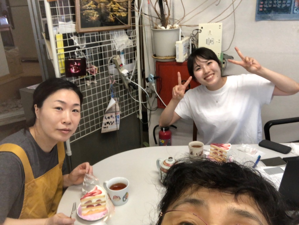 スタッフYさんのお誕生日をお祝い