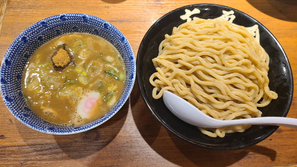 『六厘舎 大崎店』に行ってきました