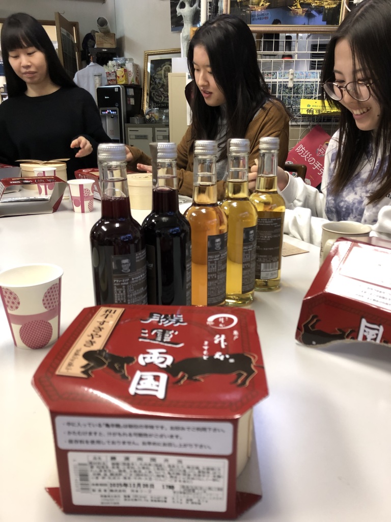 12月26日は大掃除、とその前のランチでした。今年もみなさまお疲れ様でした